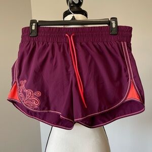 Athleta size M  athletic running lined yoga pull on elastic drawstring short